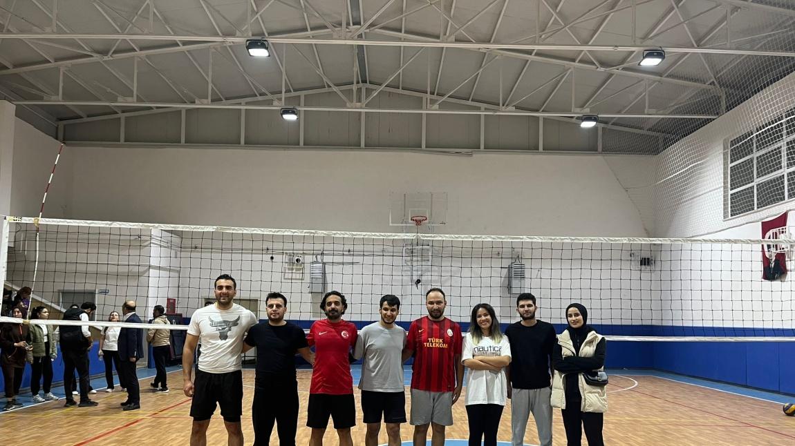 24 Kasım 2024 Öğretmenler Günü Etkinlikleri kapsamında Voleybol Turnuvası 